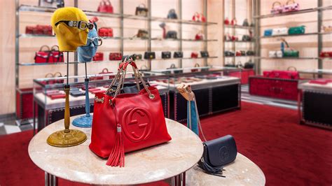 gucci outlet store in paris|gucci paris website.